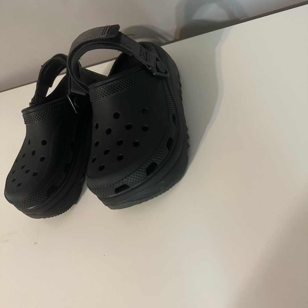 Platform crocs